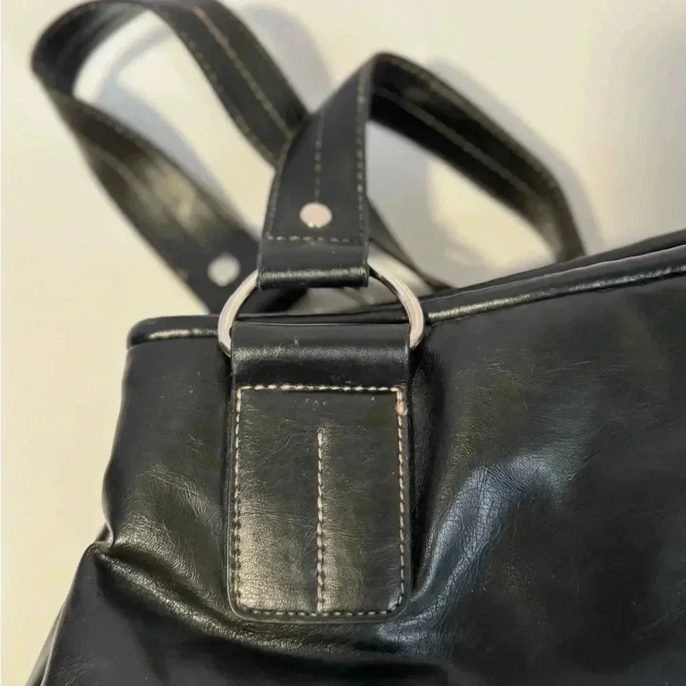 Nine  and Co  black leathe purse